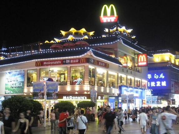 商業(yè)街夜間照明工程設(shè)計應(yīng)該怎么做？